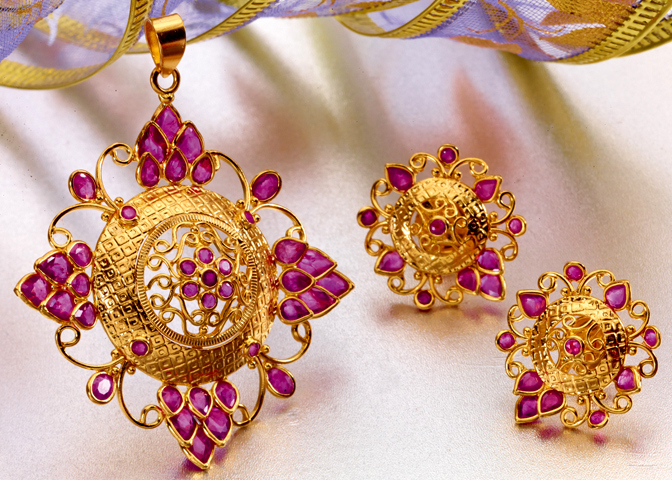 Details For Designing Your Personal Jewellery