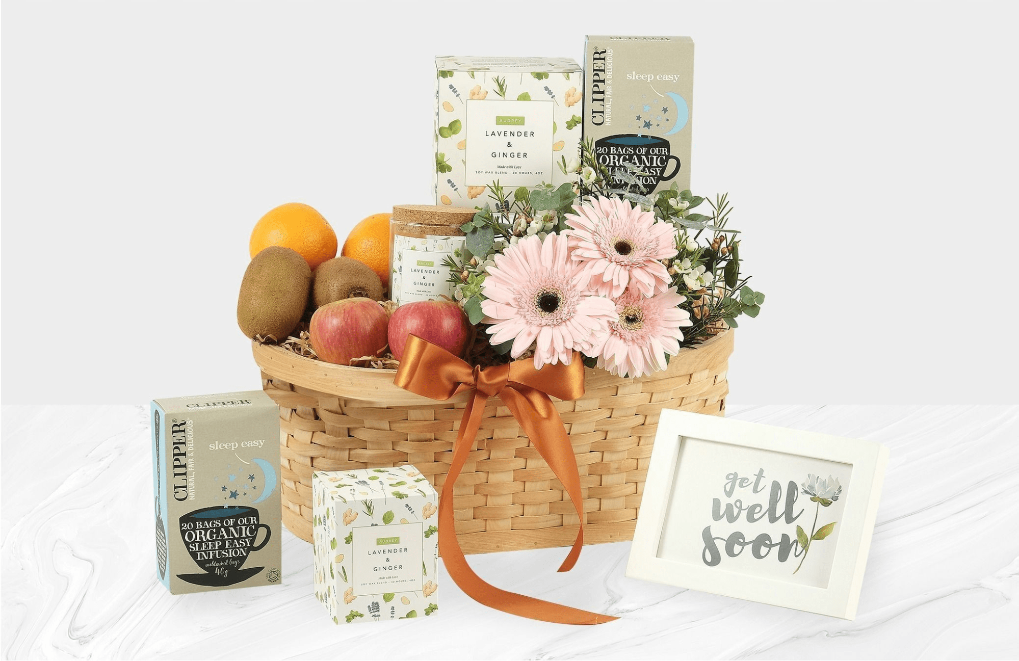A Glimpse into What’s in a Floral Christmas Hamper: Ideas