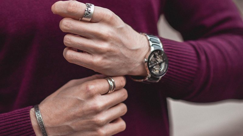 How Accessories Can Elevate Men’s Fashion Instantly