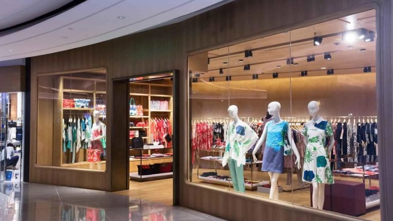 The Future of Outlet Retail in the Digital Age